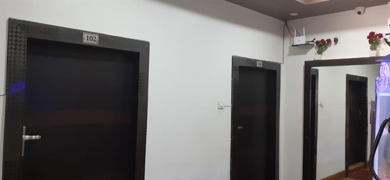 Hotel Dream Patna Патна Екстер'єр фото